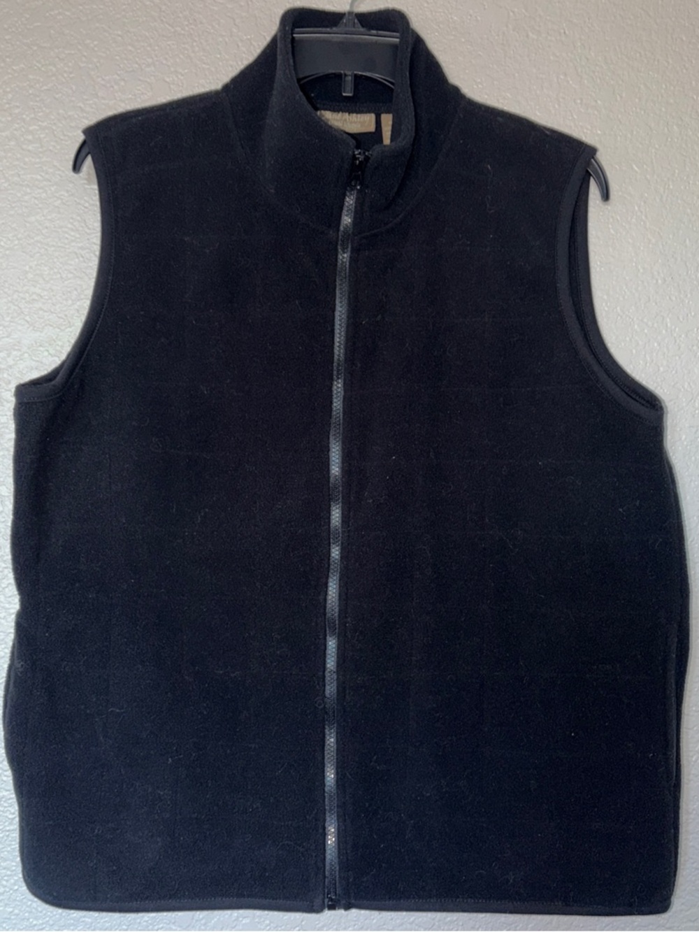 Jane Ashley Black Fleece Zip-Up Vest